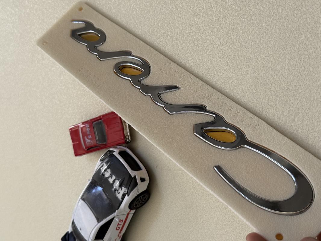 Carrera ( Porsche ) Büyük Boy Krom Bagaj Yazısı 3M 3D ABS