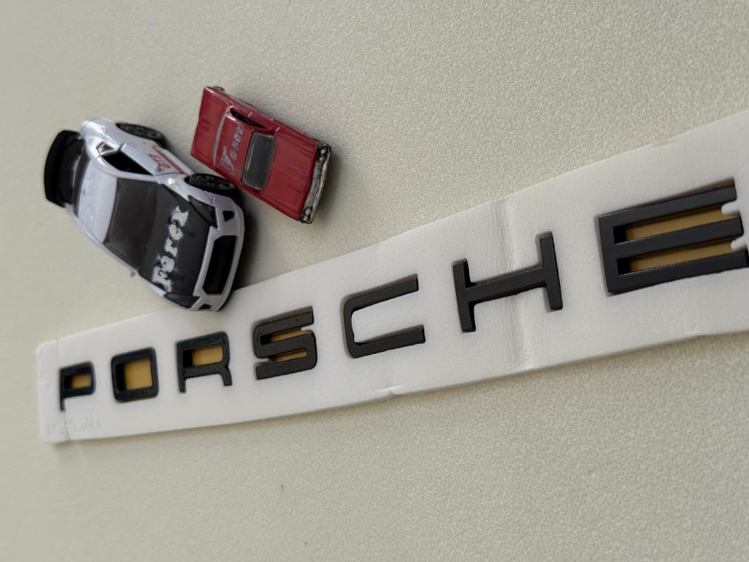 Porsche Piano Black Boşluklu Bagaj Yazısı 3M 3D ABS