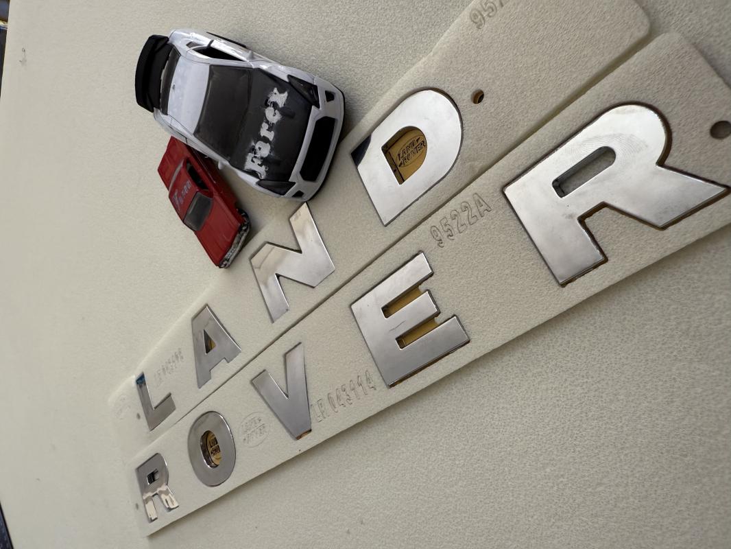 Land Rover Krom Bagaj Yazısı 3M 3D ABS