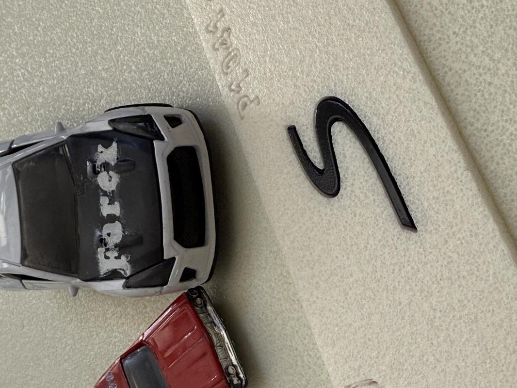Porsche S Piano Black Bagaj Yazısı Küçük Boy 3M 3D ABS