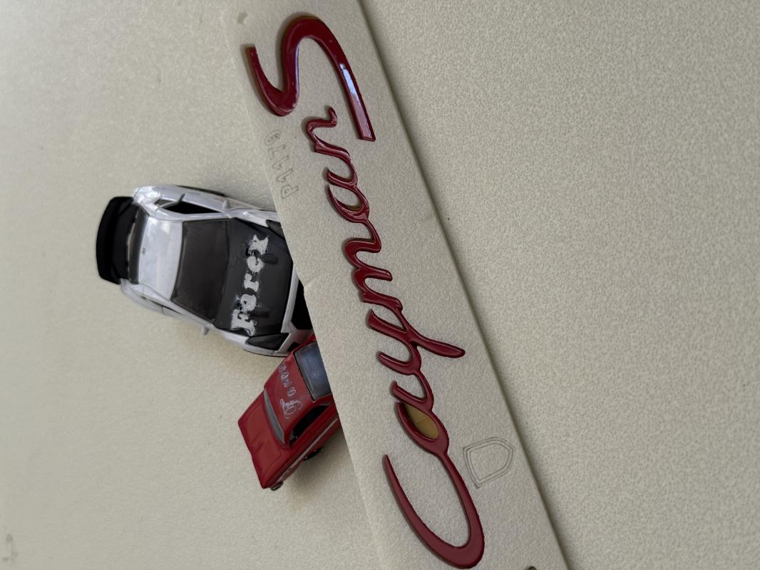 Cayman S ( Porsche )  Kırmızı Bagaj Yazısı 3M 3D ABS