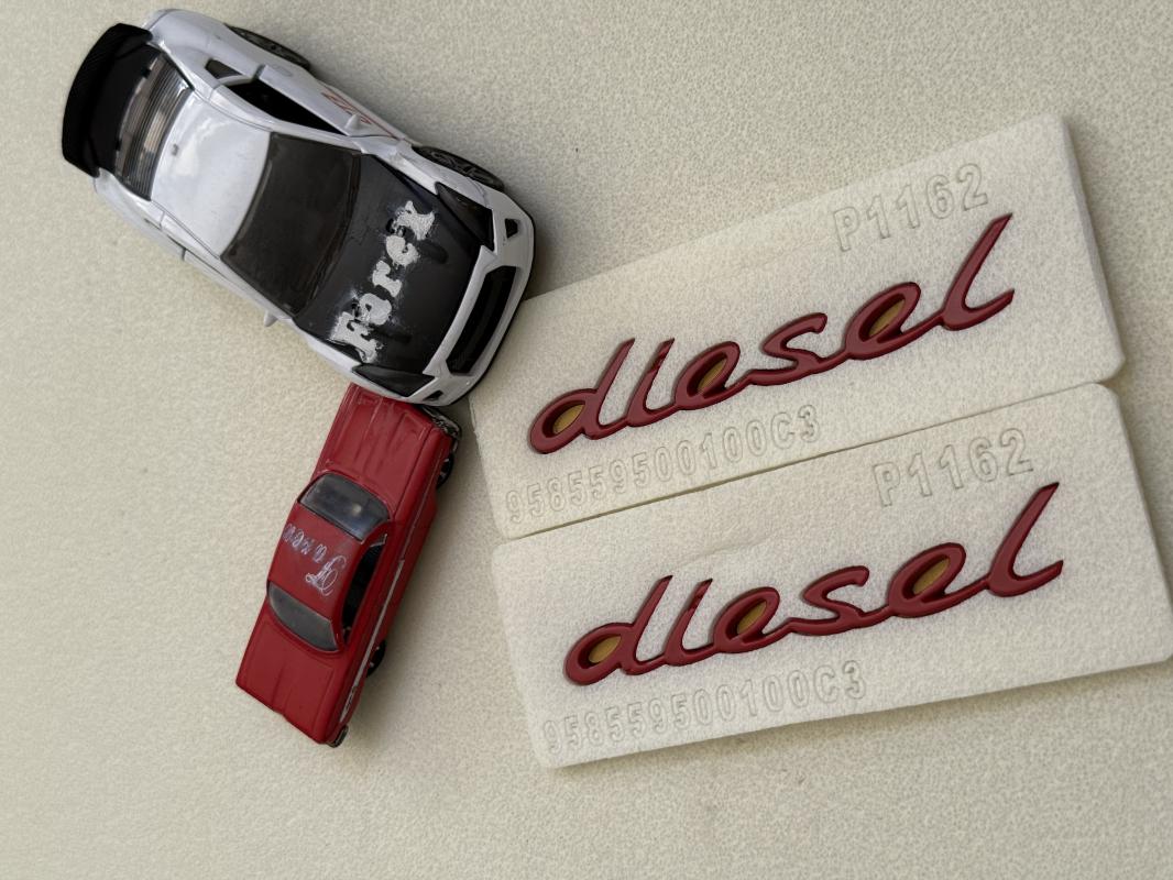 Porsche Diesel Kırmızı Çamurluk Yazısı Seti 2’li 3M 3D ABS