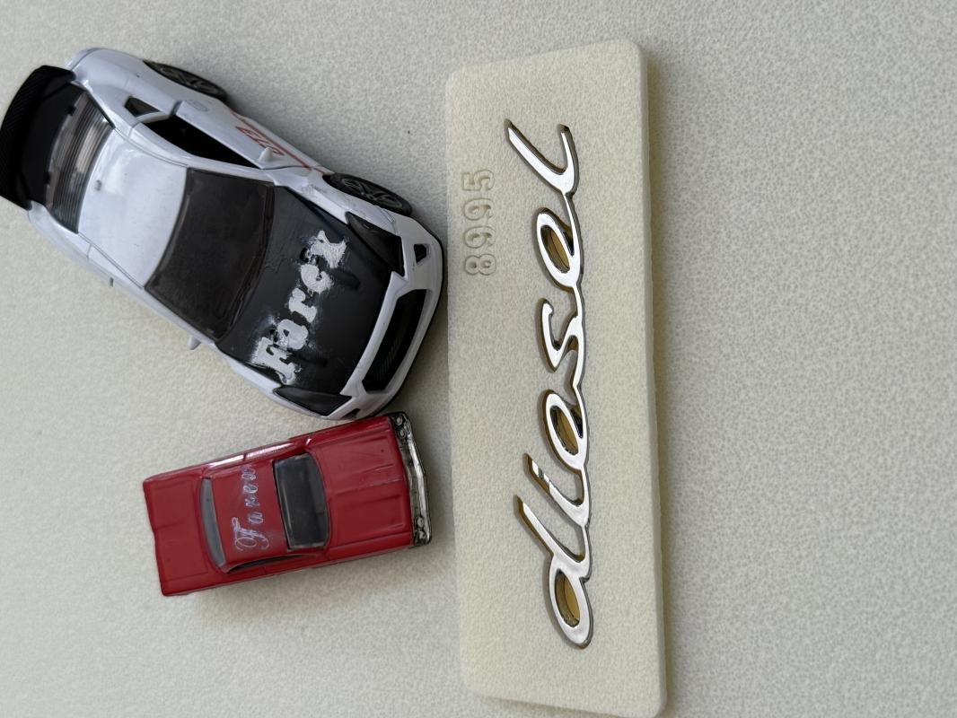 Porsche Diesel Krom Çamurluk Yazısı 3M 3D ABS
