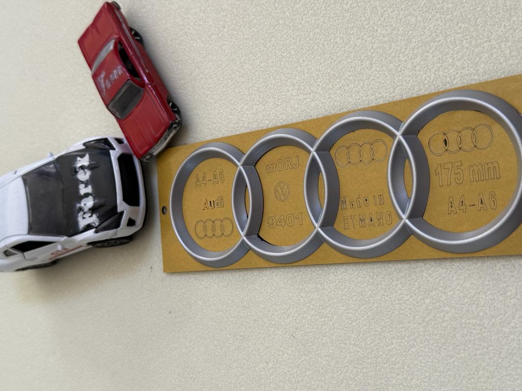 Audi Gri Bagaj Arması 3M 3D ABS
