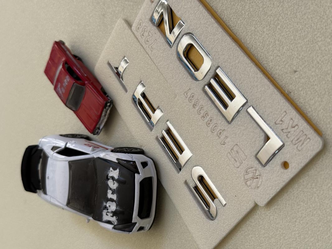Seat ve Leon Krom Bagaj Yazısı Seti 2’li 3M 3D ABS