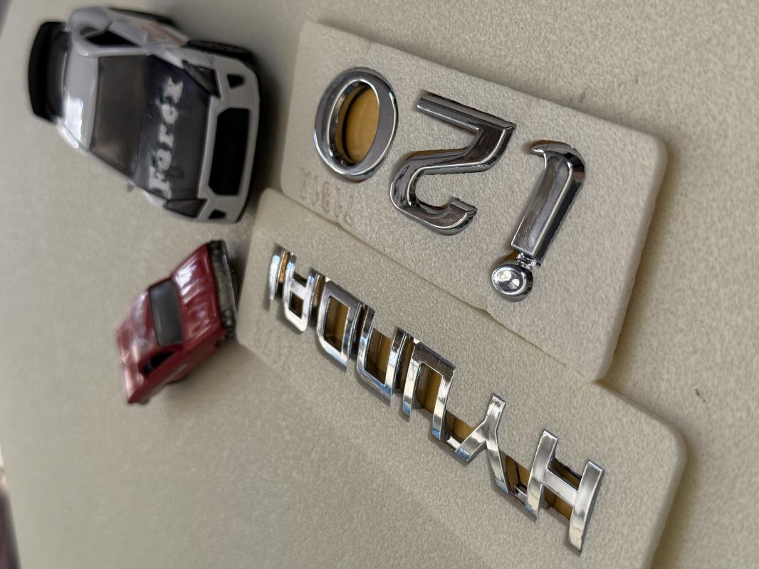 Hyundai ve i20 Krom Bagaj Yazısı Seti 2’li 3M 3D ABS