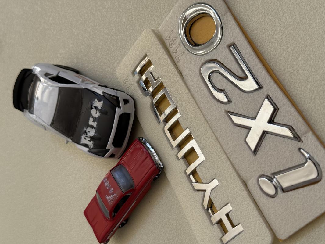 Hyundai ve ix20 Krom Bagaj Yazısı Seti 2’li 3M 3D ABS