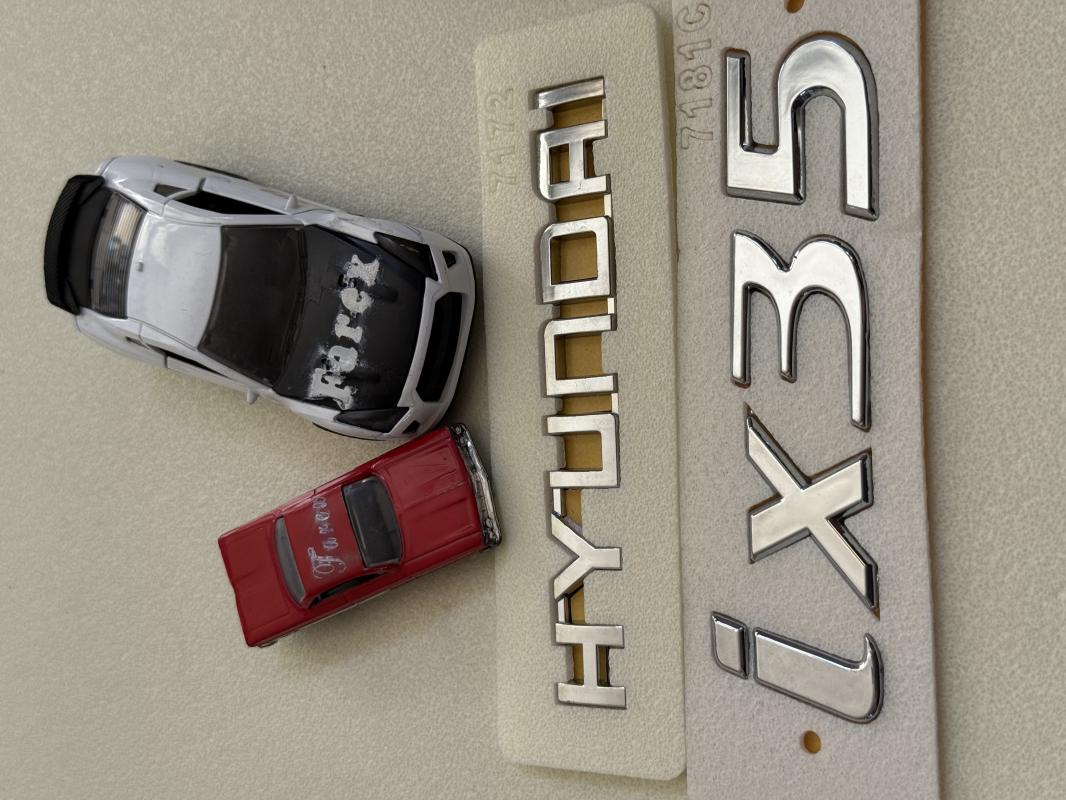 Hyundai ve ix35 Krom Bagaj Yazısı Seti 2’li 3M 3D ABS