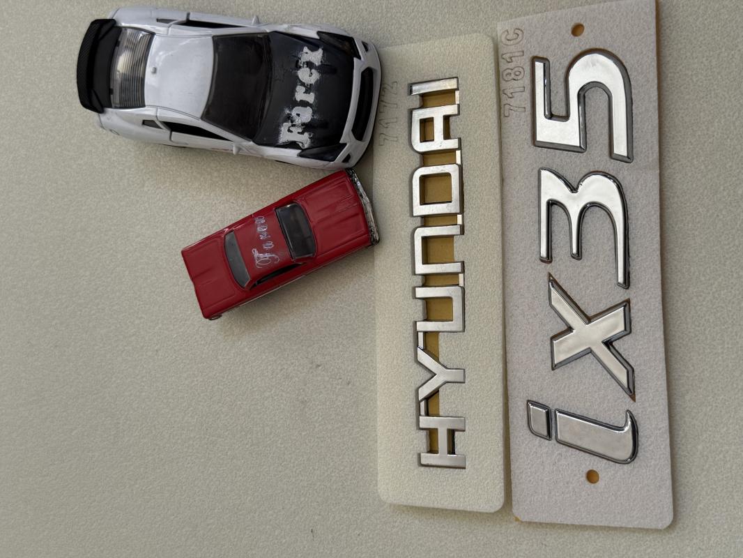 Hyundai ve ix35 Krom Bagaj Yazısı Seti 2’li 3M 3D ABS