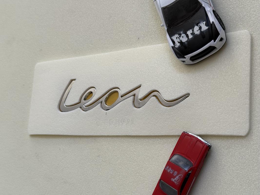 Leon  İmza Model Krom Bagaj Yazısı 3M 3D ABS