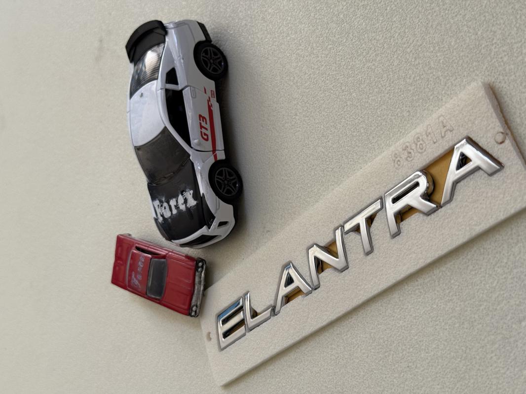Hyundai Elantra Krom Bagaj Yazısı 3M 3D ABS
