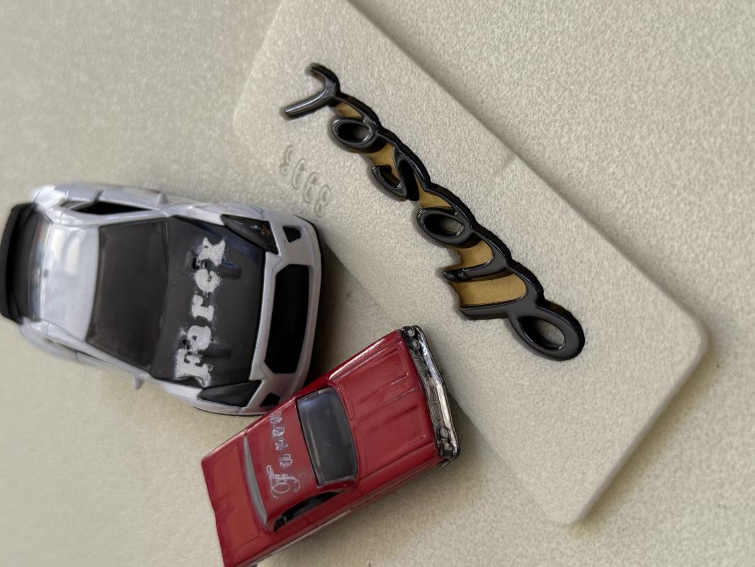 Porsche Diesel Piano Black Çamurluk Yazısı 3M 3D ABS