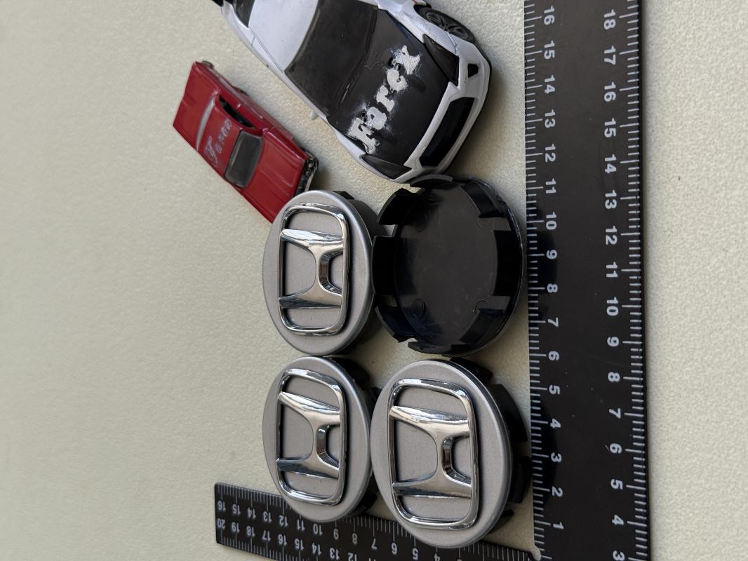 Honda Gri Jant Arması Seti 4’lü 3M 3D ABS (56-52mm)