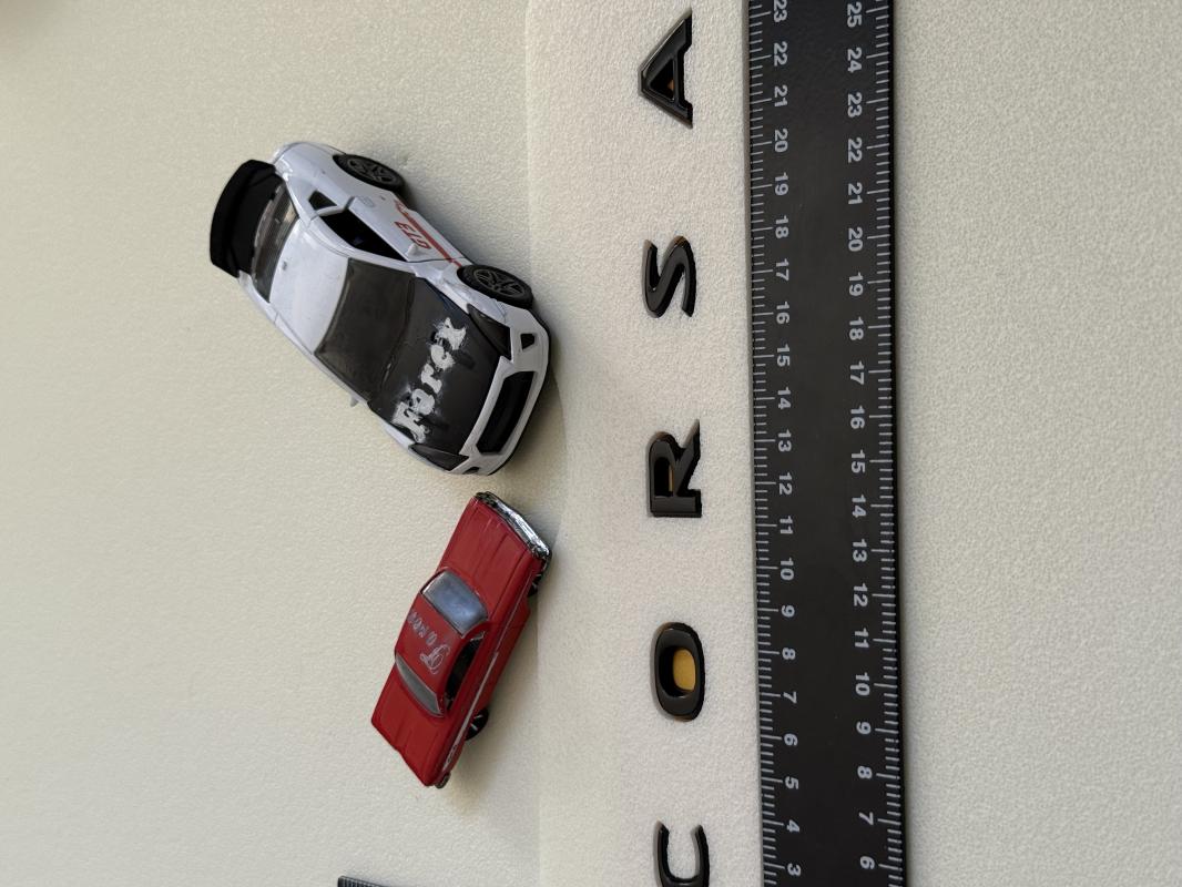 Corsa Boşluklu Piano Black Bagaj Yazısı 3M 3D ABS