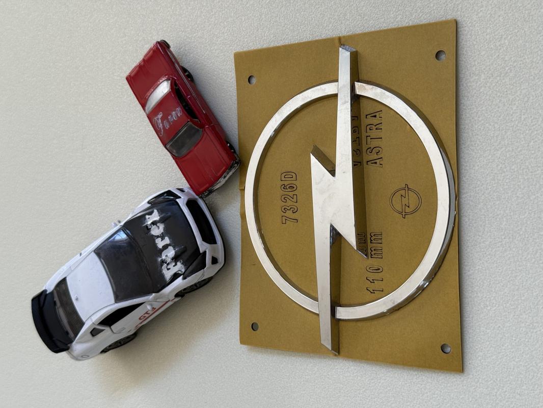 Opel Astra Bagaj Arması 3M 3D ABS