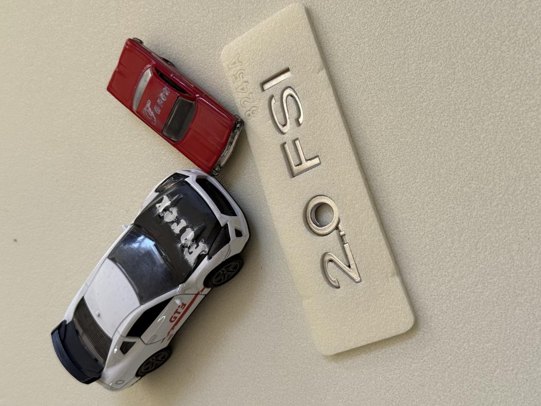 Volkswagen 2.0 FSI Krom Bagaj Yazısı 3M 3D ABS