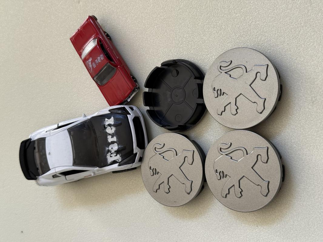 Peugeot Aslan Jant Arması Seti Gri 4’lü 3M 3D ABS