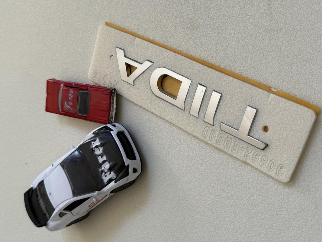 Nissan Tiida Krom Bagaj Yazısı 3M 3D ABS