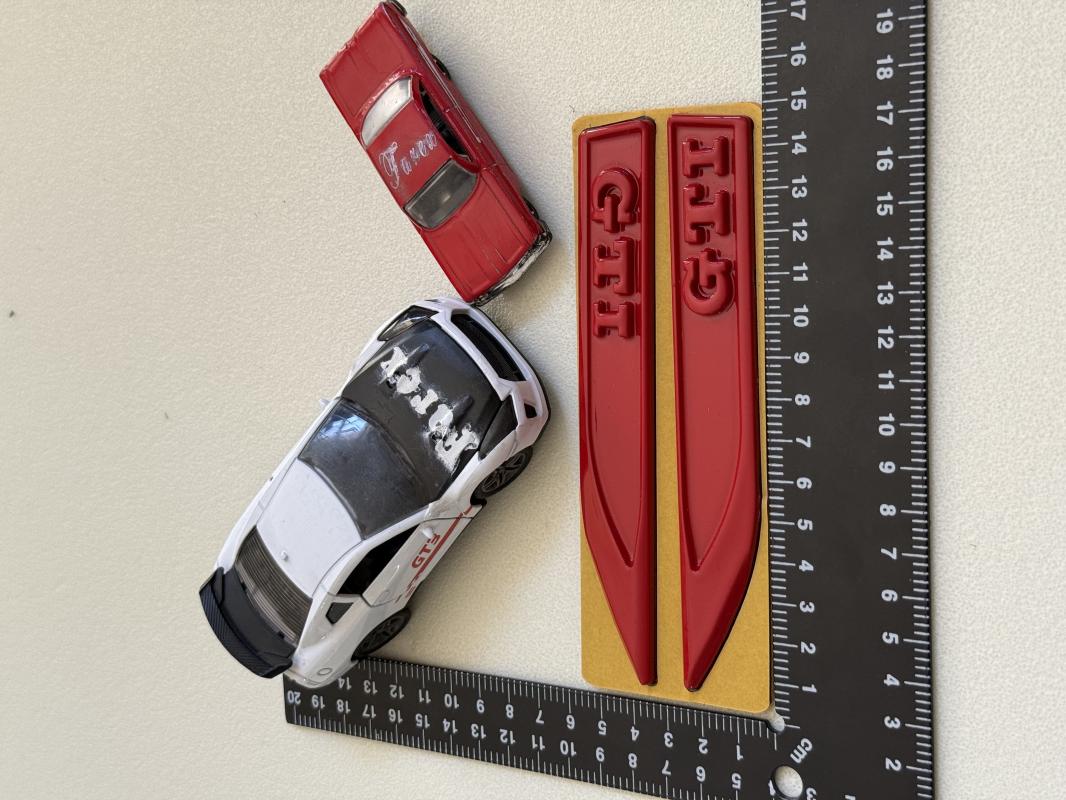 Volkswagen Kırmızı GTI Bıçak Çamurluk Arması 3M 3D ABS