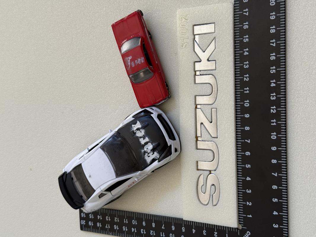 Suzuki Krom Bagaj Yazısı 3M 3D ABS