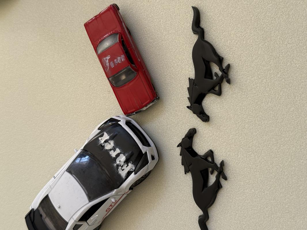 Ford Mustang Koşan At Çamurluk Arması Seti 2’li 3M 3D ABS