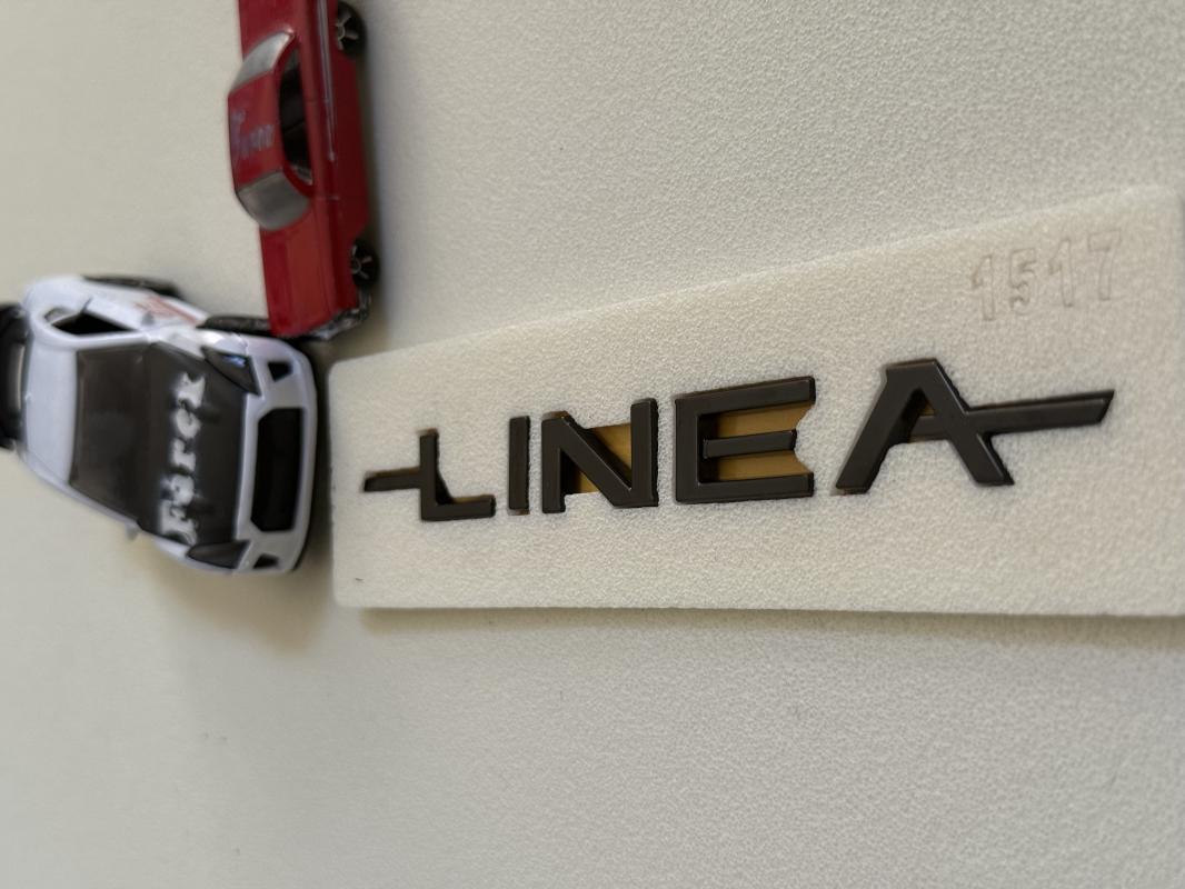 Linea Piano Black Bagaj Yazısı 3M 3D ABS