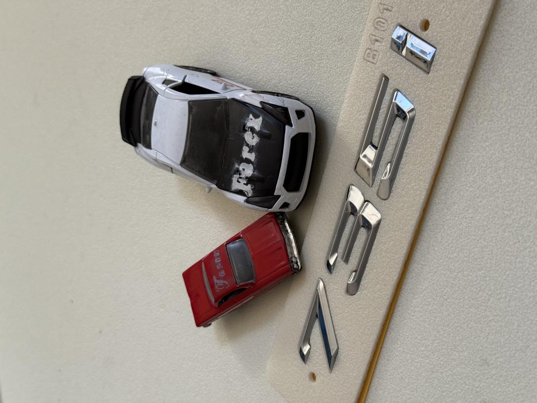 Bmw 735i Krom Bagaj Yazısı 3M 3D ABS