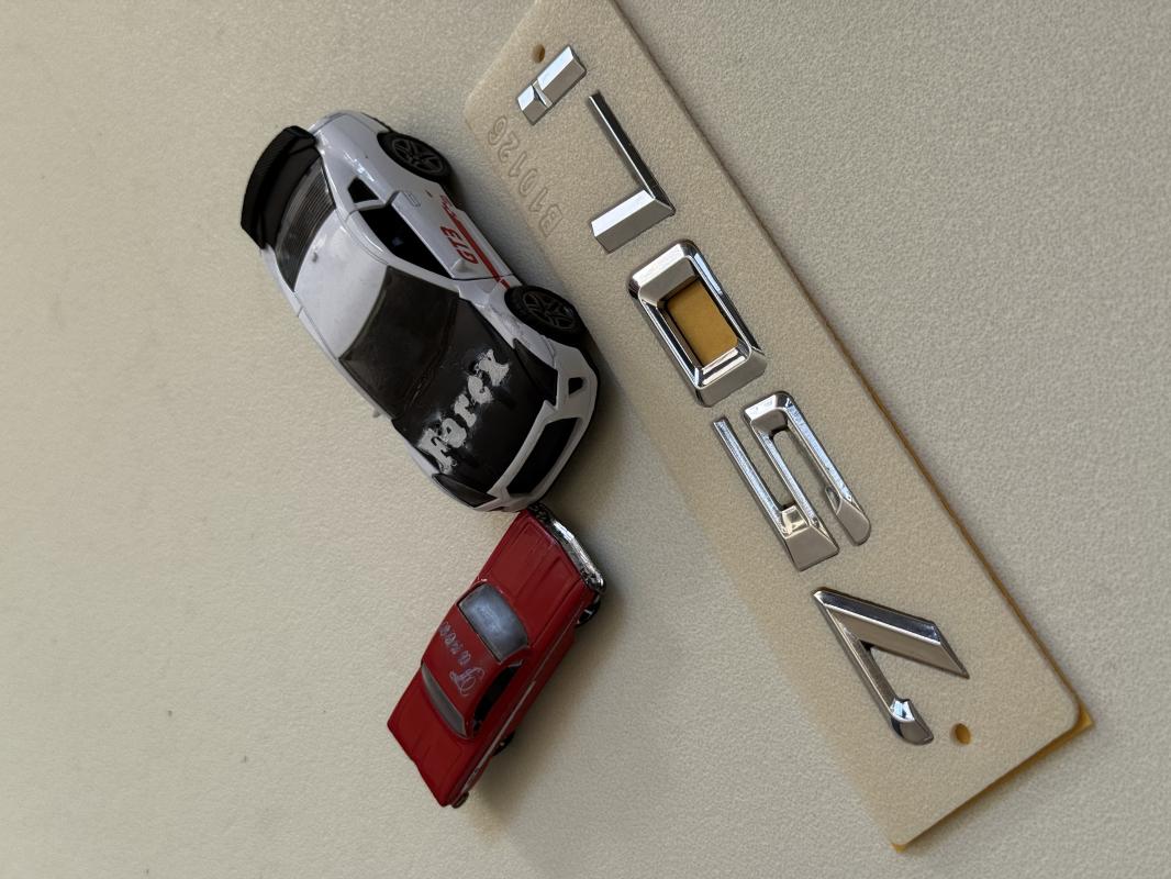 Bmw 750Li Krom Bagaj Yazısı 3M 3D ABS