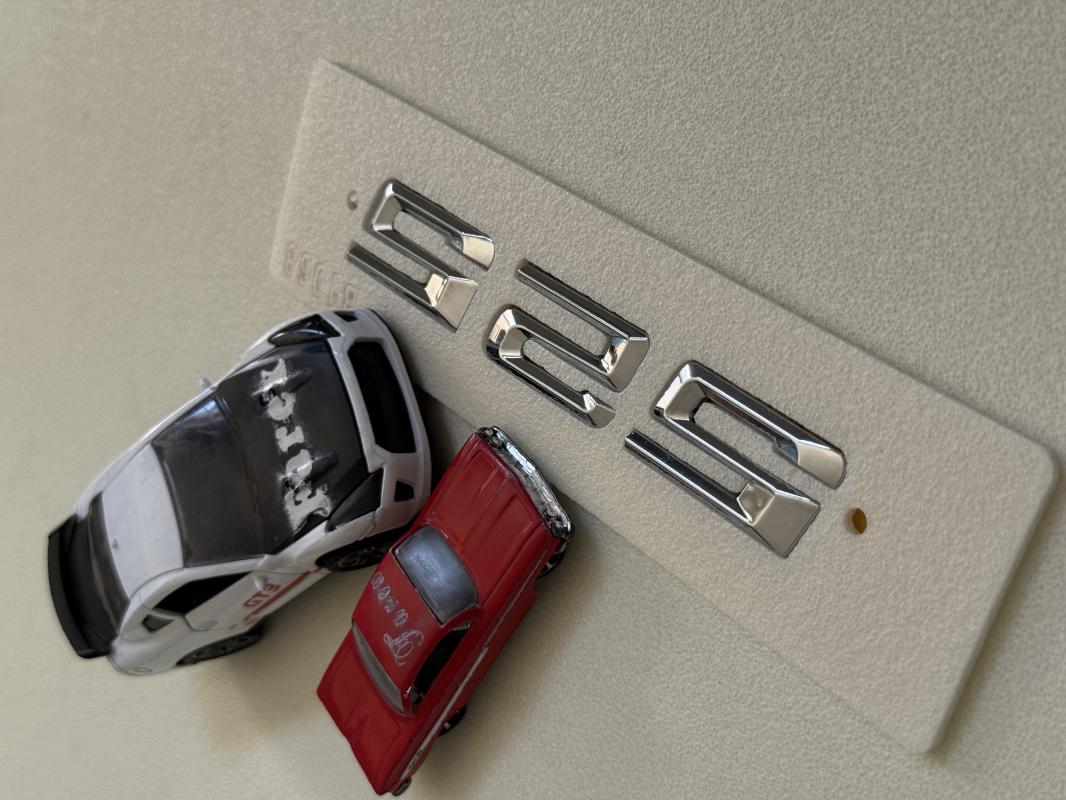 Bmw 525 Krom Bagaj Yazısı 3M 3D ABS