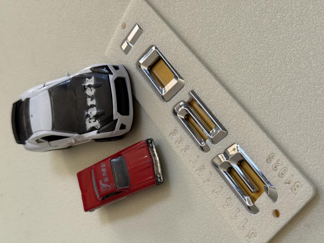 Bmw 320i Krom Bagaj Yazısı 3M 3D ABS