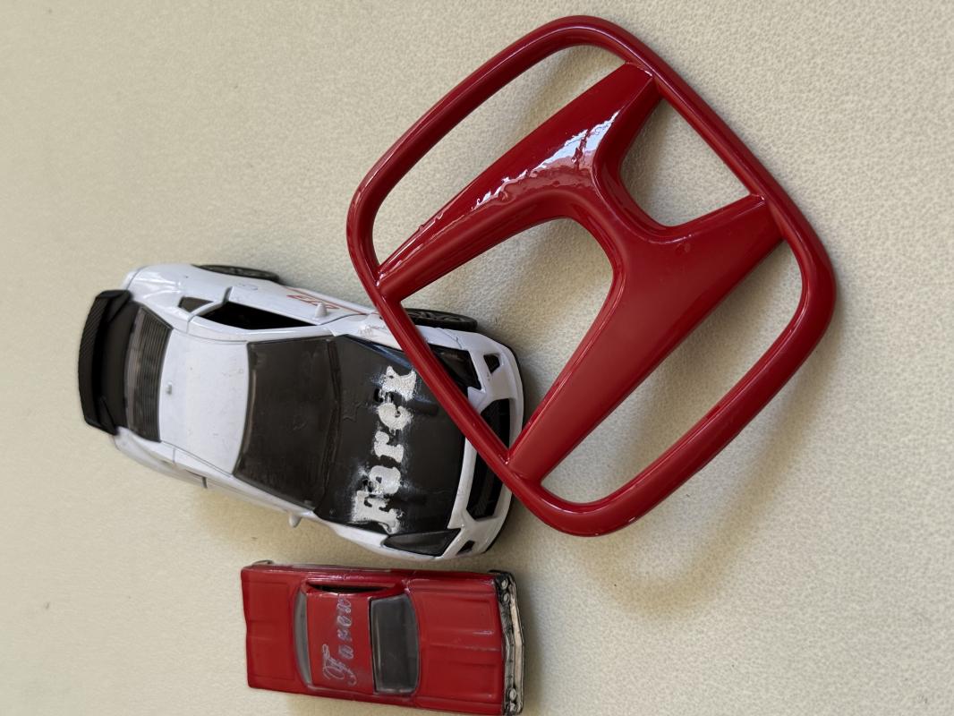 Honda Kırmızı Panjur Arması 3M 3D ABS