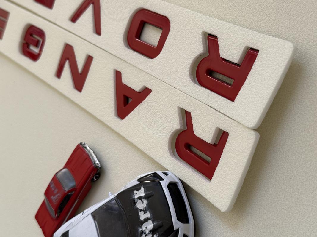 Range Rover Kırmızı Bagaj Yazısı 3M 3D ABS