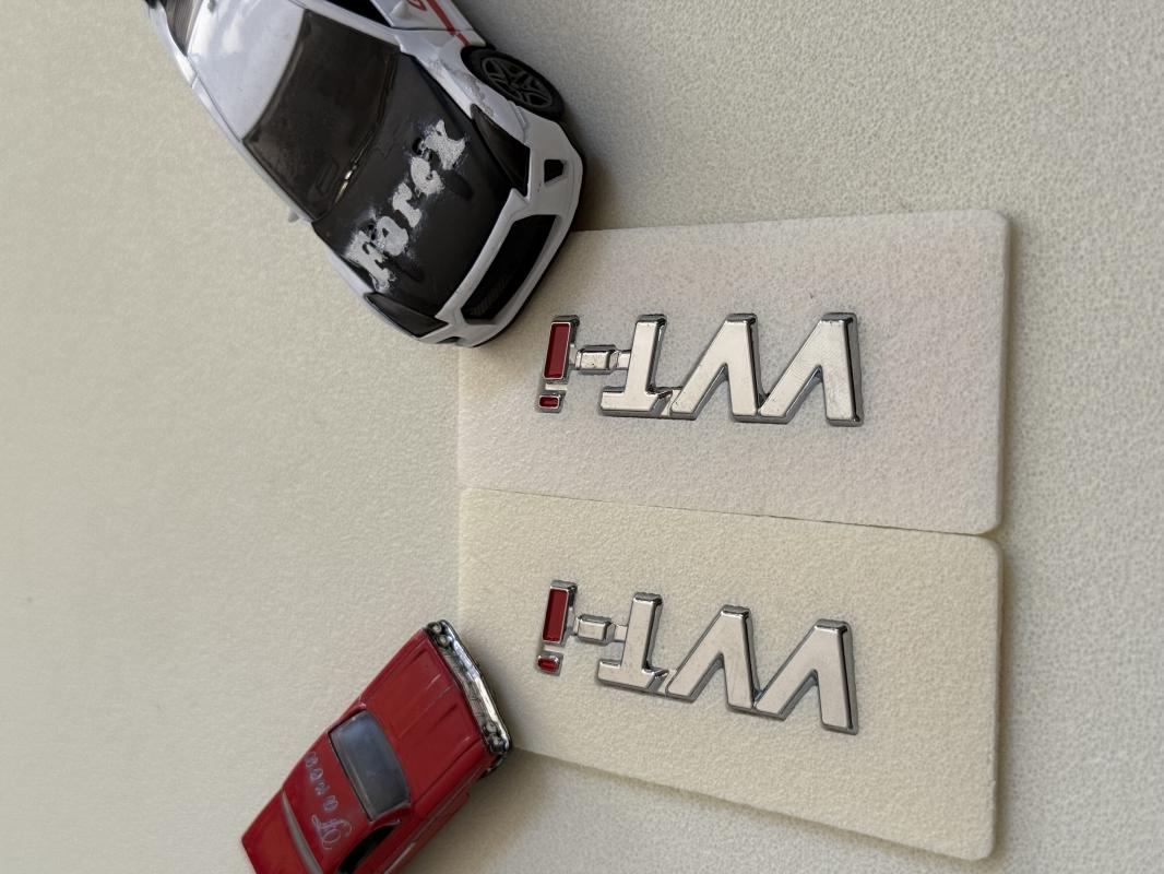 Toyota Vvt-i Çamurluk Yazısı Seti 3M 3D ABS