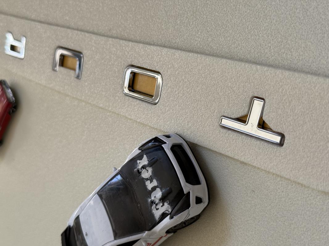 Ford Tourneo Yeni Nesil Boşluklu Krom Bagaj Yazısı 3M 3D ABS