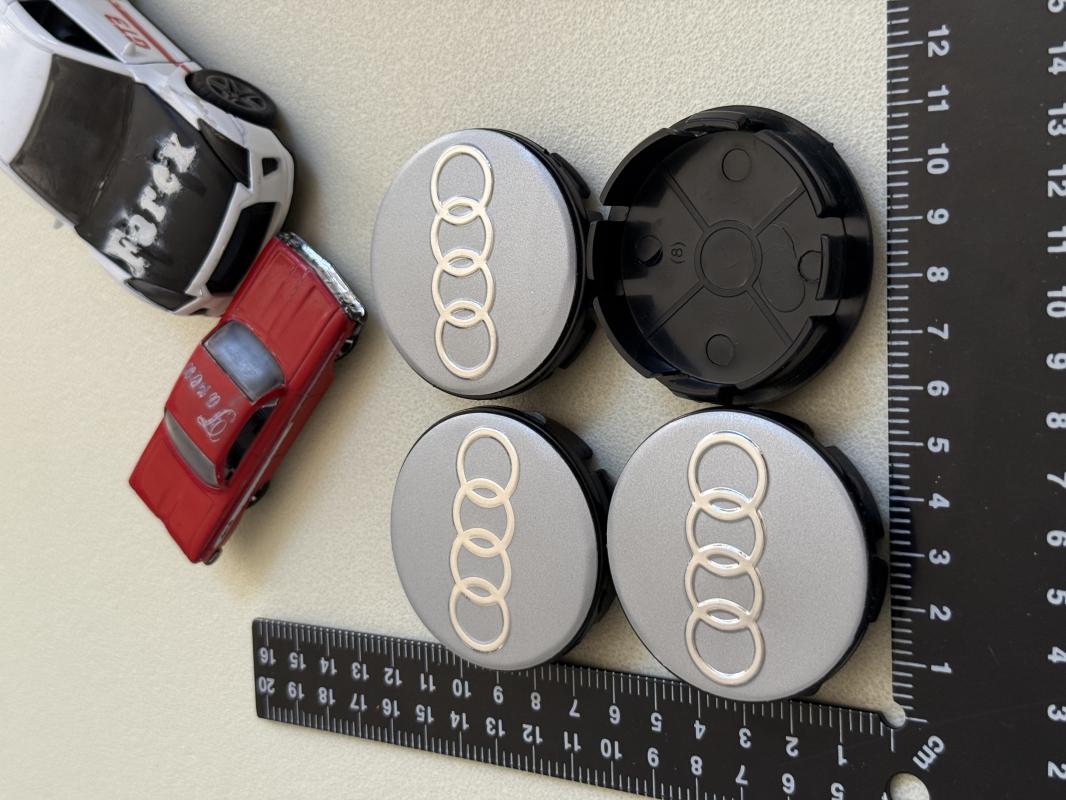 Audi Gri Jant Kapak Arması Seti 4’lü 3M 3D ABS