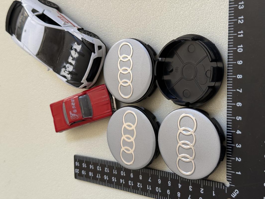 Audi Gri Jant Kapak Arması Seti 4’lü 3M 3D ABS