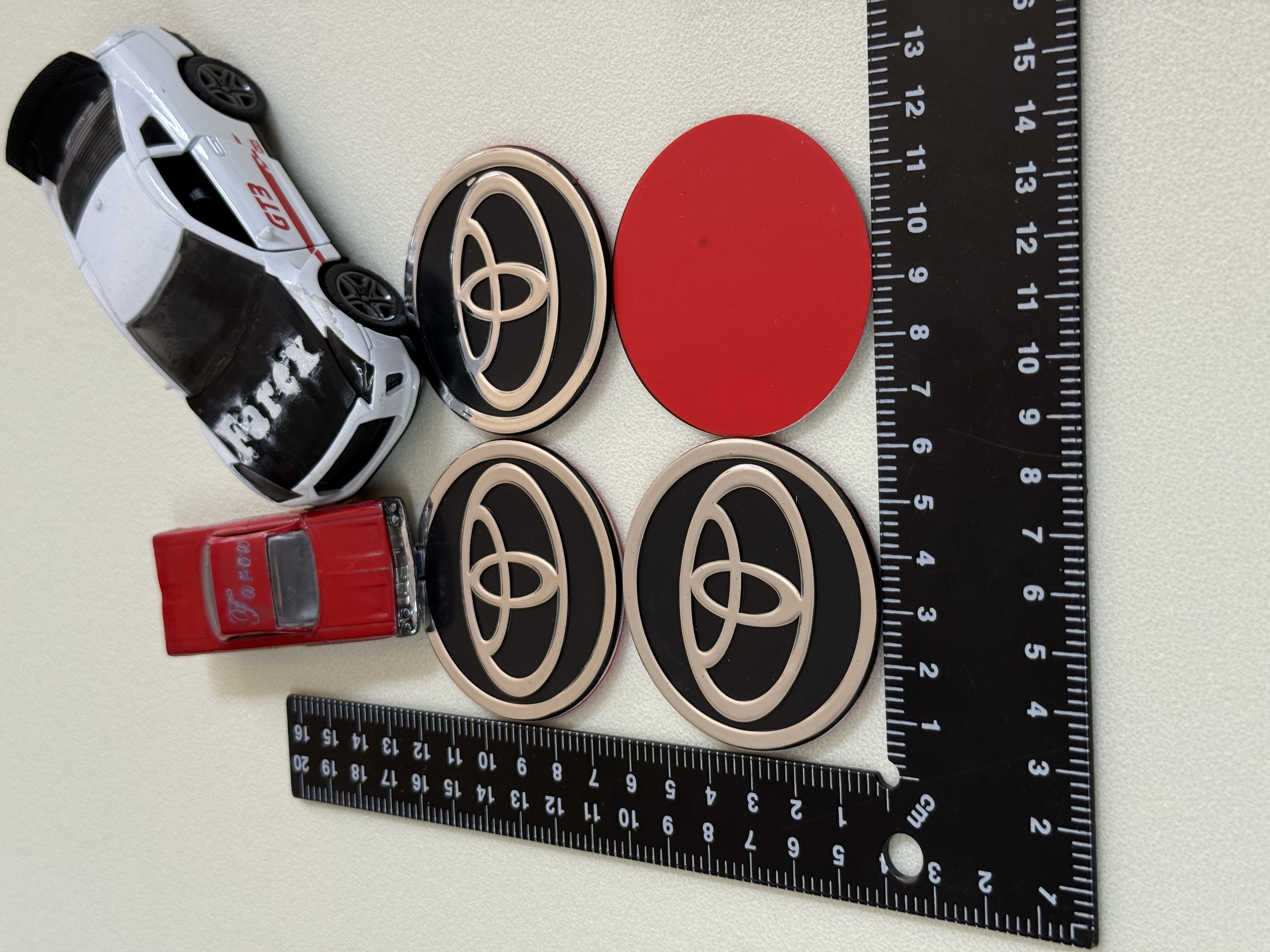 Toyota Piano Black Jant Arması Sticker Seti 4’lü 3M 3D ABS