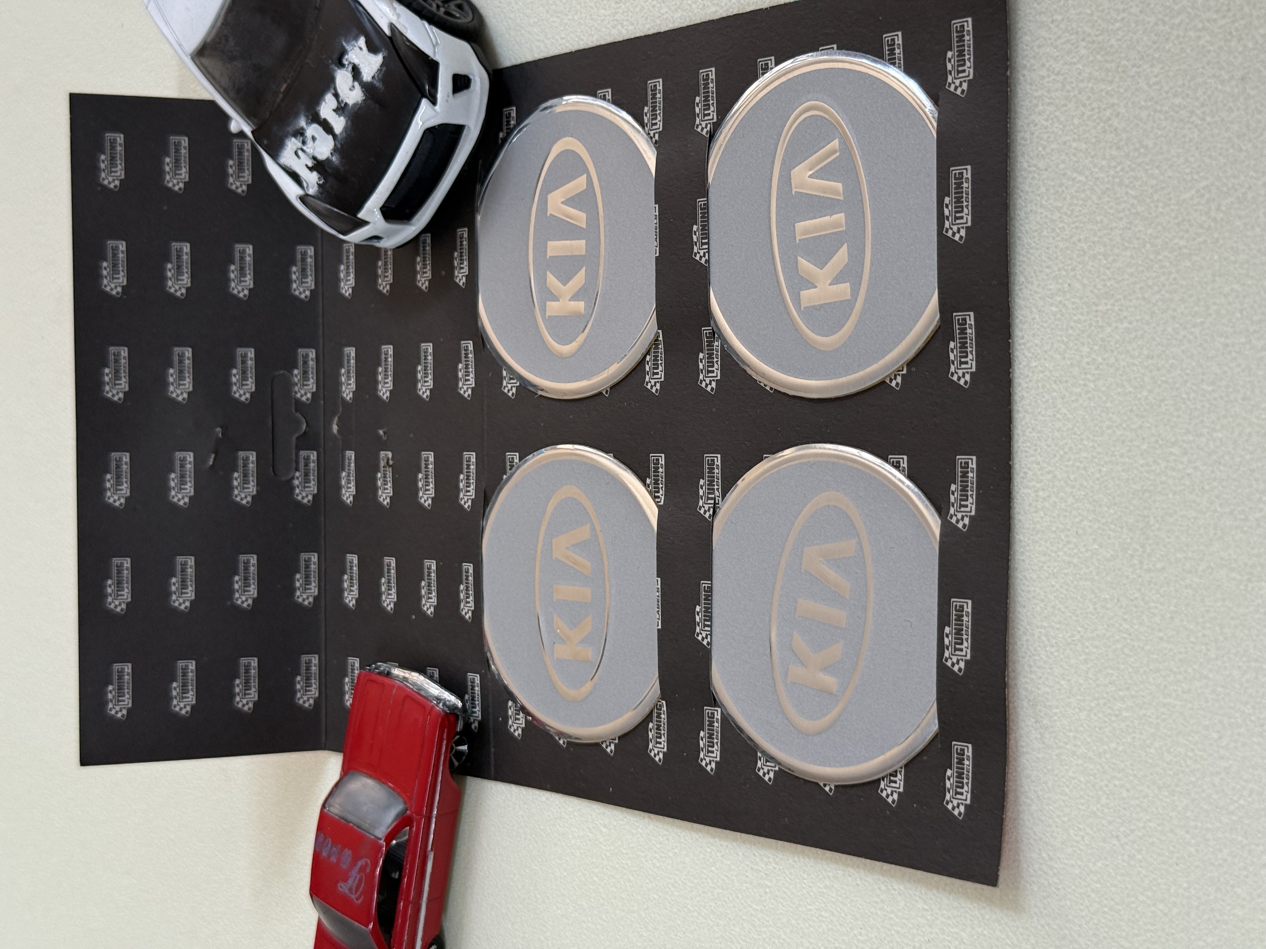 Kia Gri Jant Arması Sticker Seti 4’lü 3M 3D ABS