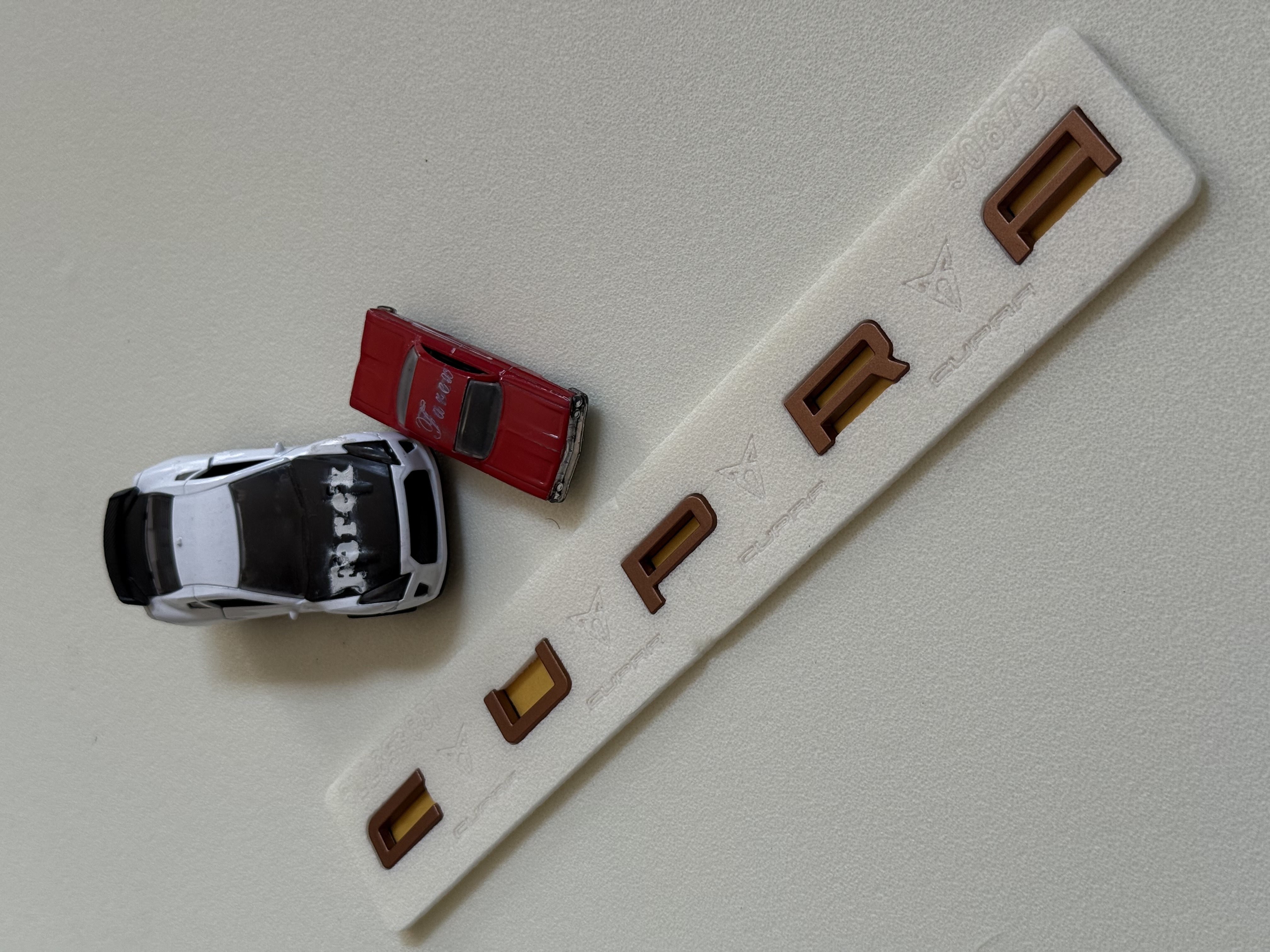 Cupra Bronze Bagaj Yazısı 3M 3D ABS