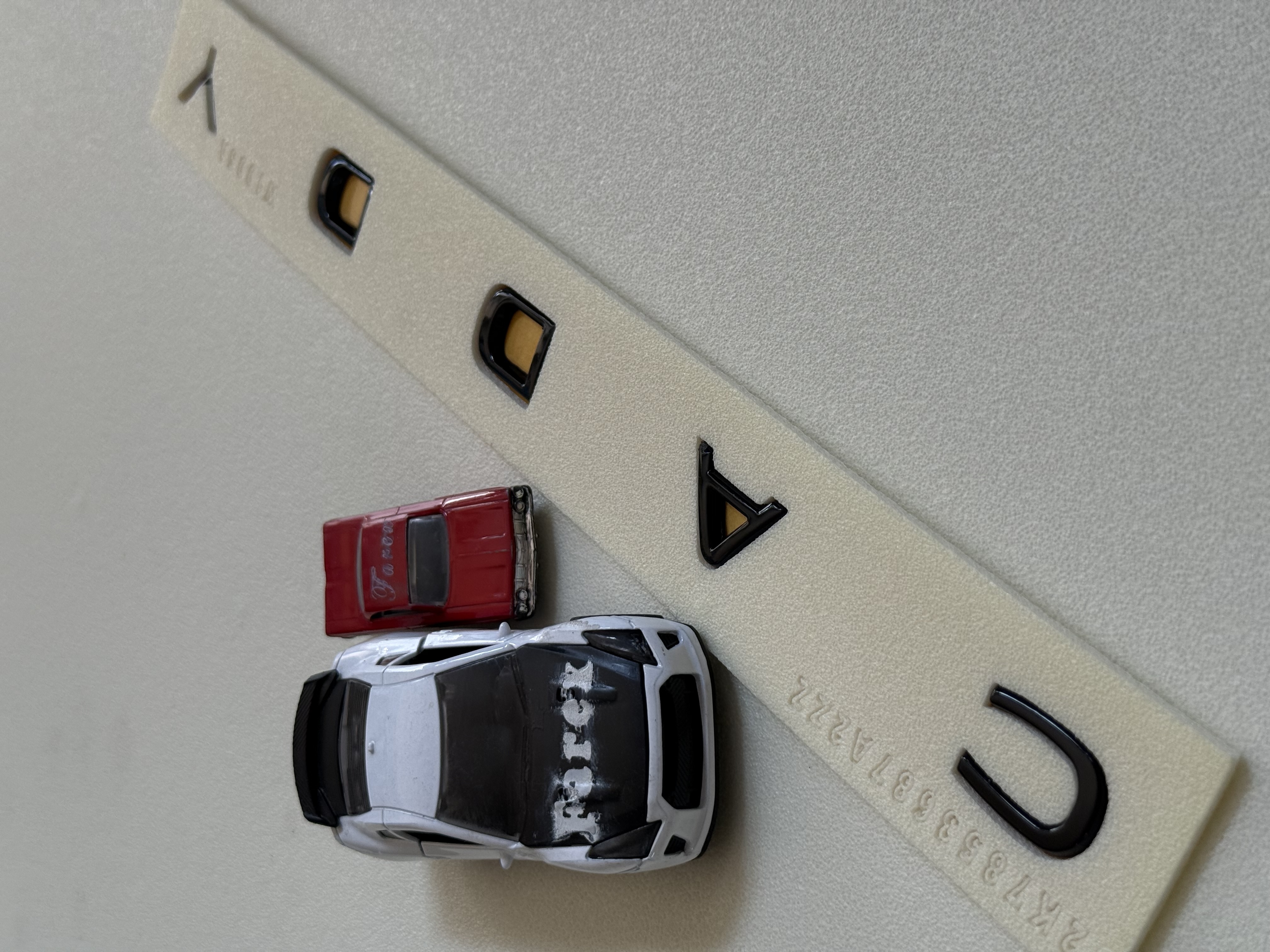 Volkswagen R Büyük Boy Bagaj Arması Yeni Nesil Tüm Araçlara Uygun