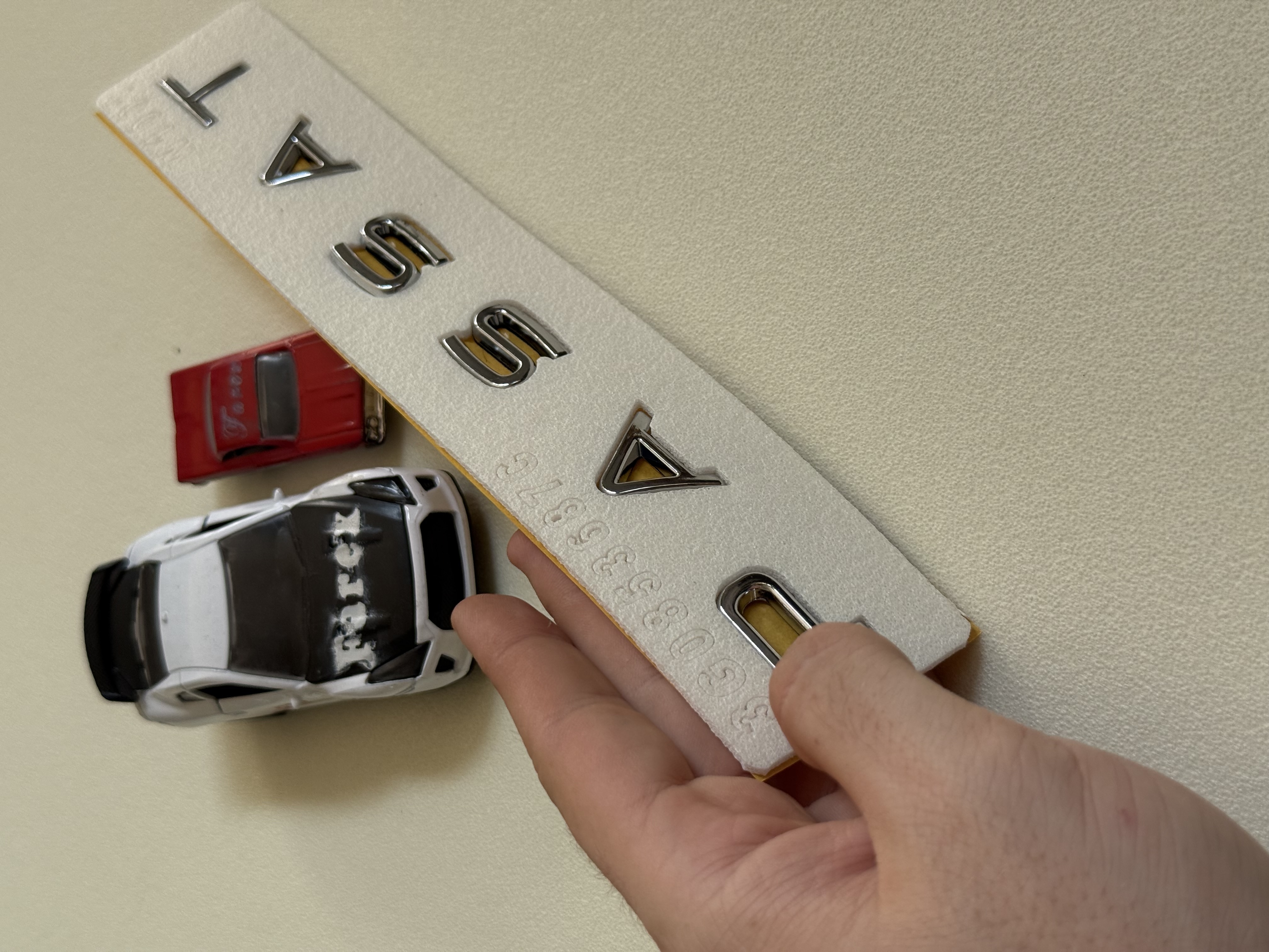 Volkswagen Passat Yeni Model Krom Bagaj Yazısı 3M 3D ABS