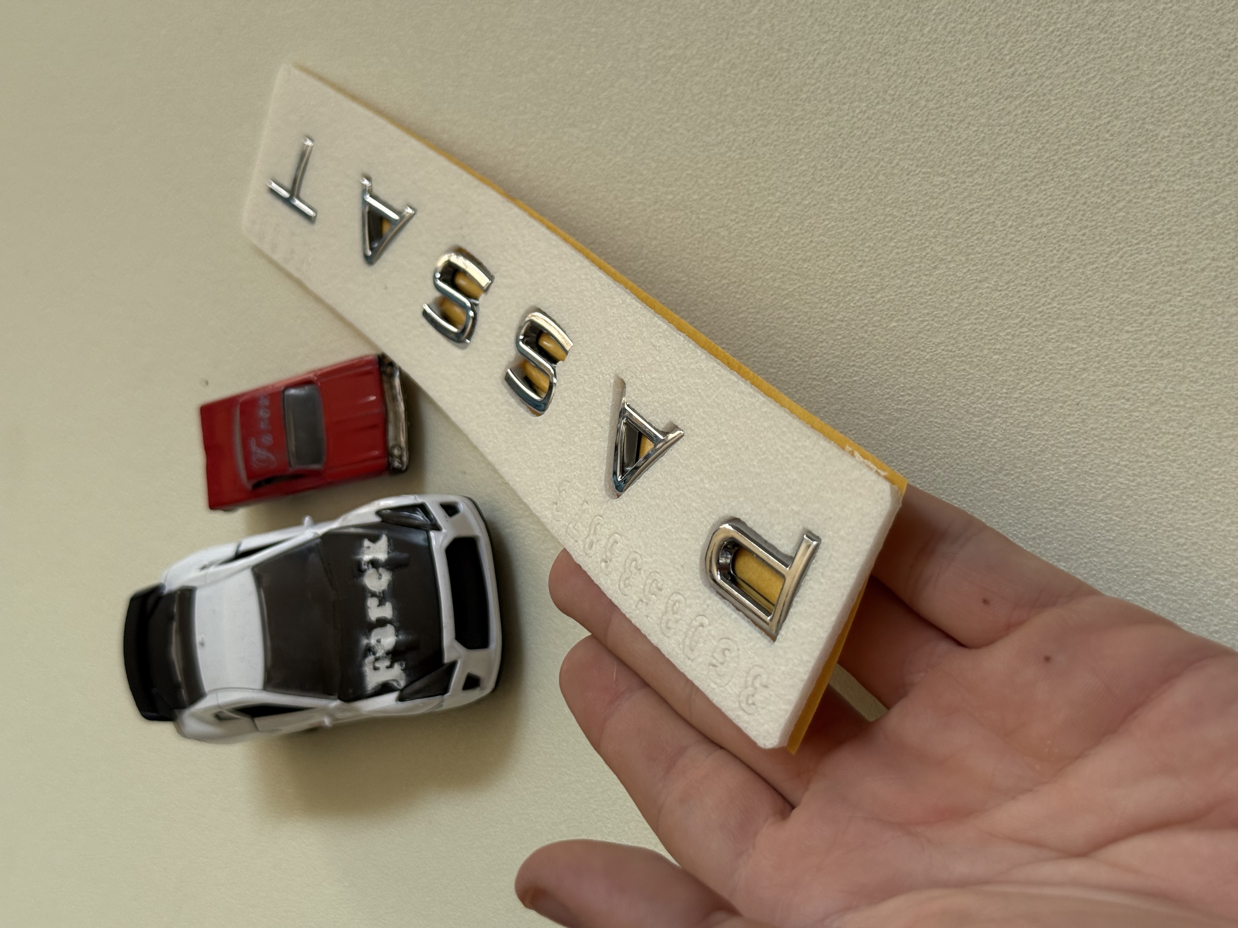 Volkswagen Passat Yeni Model Krom Bagaj Yazısı 3M 3D ABS