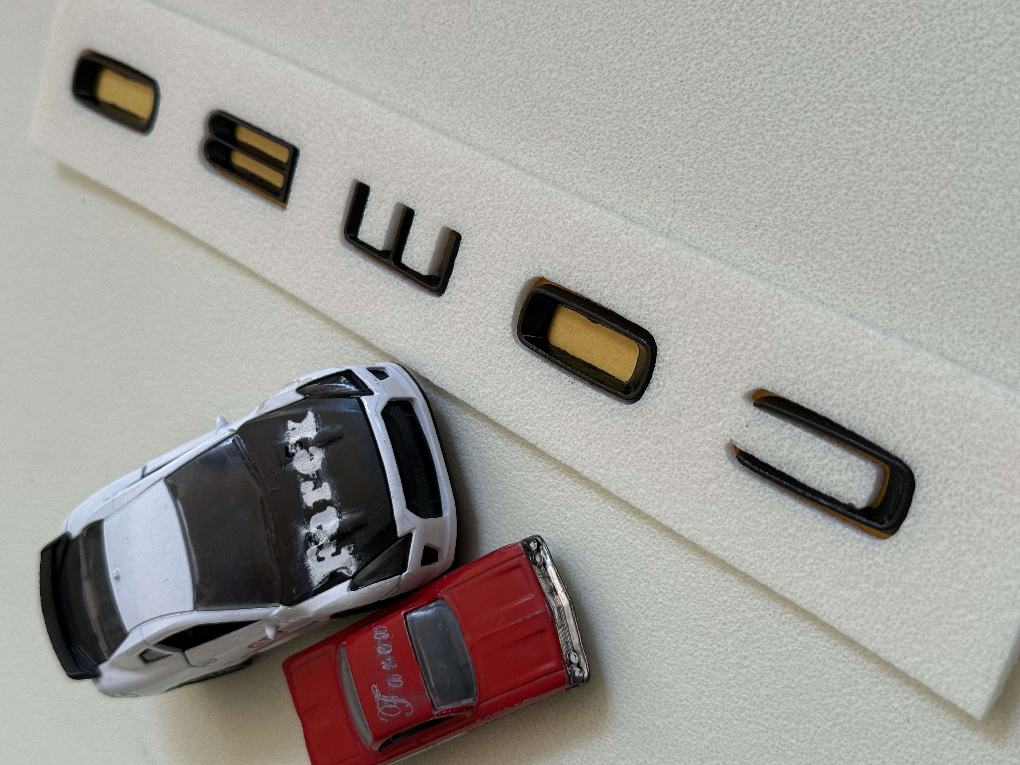 Opel Combo Yeni Nesil Bagaj Yazısı Piano Black 25cm 3M 3D ABS