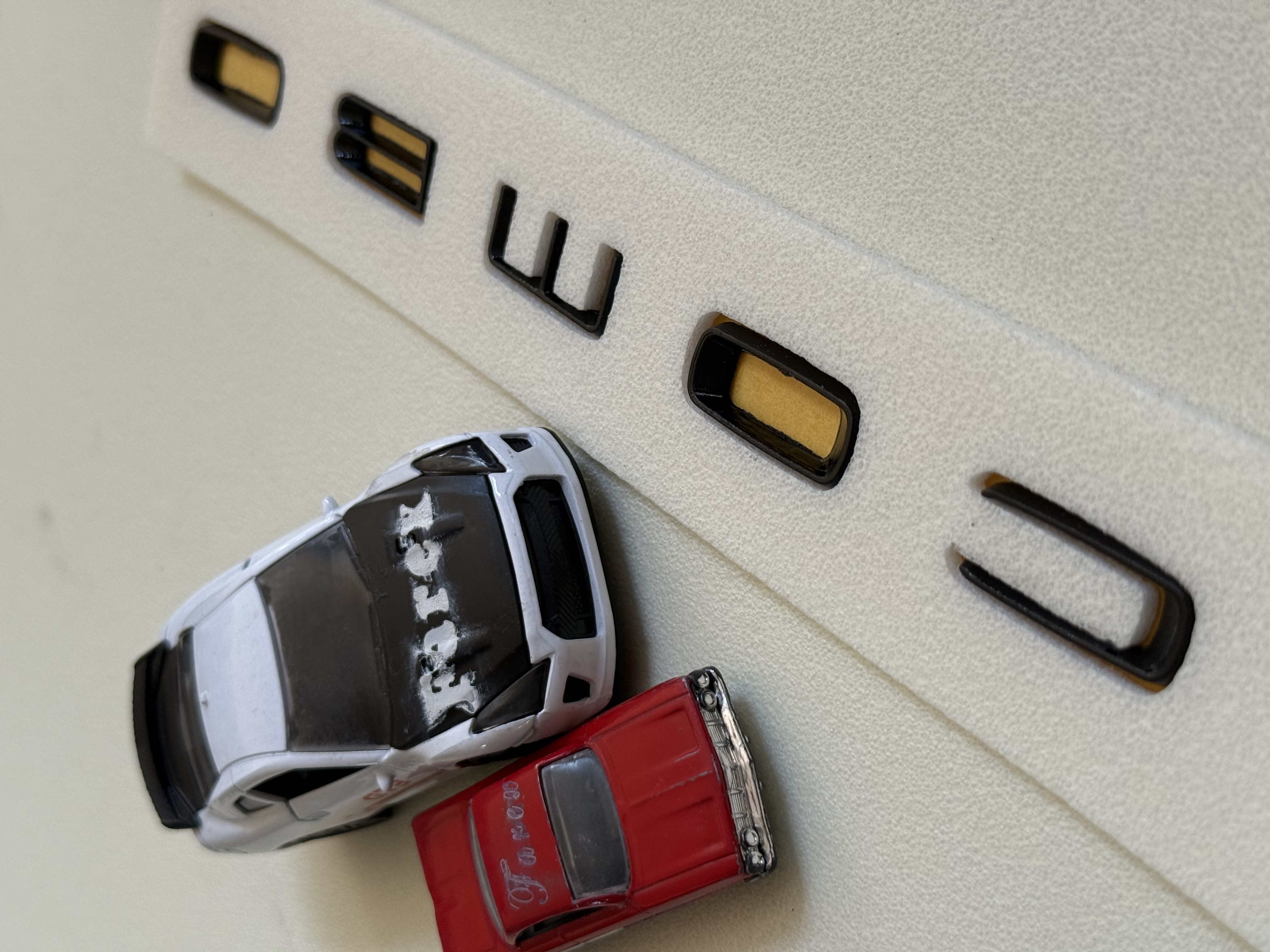 Opel Combo Yeni Nesil Bagaj Yazısı Piano Black 25cm 3M 3D ABS