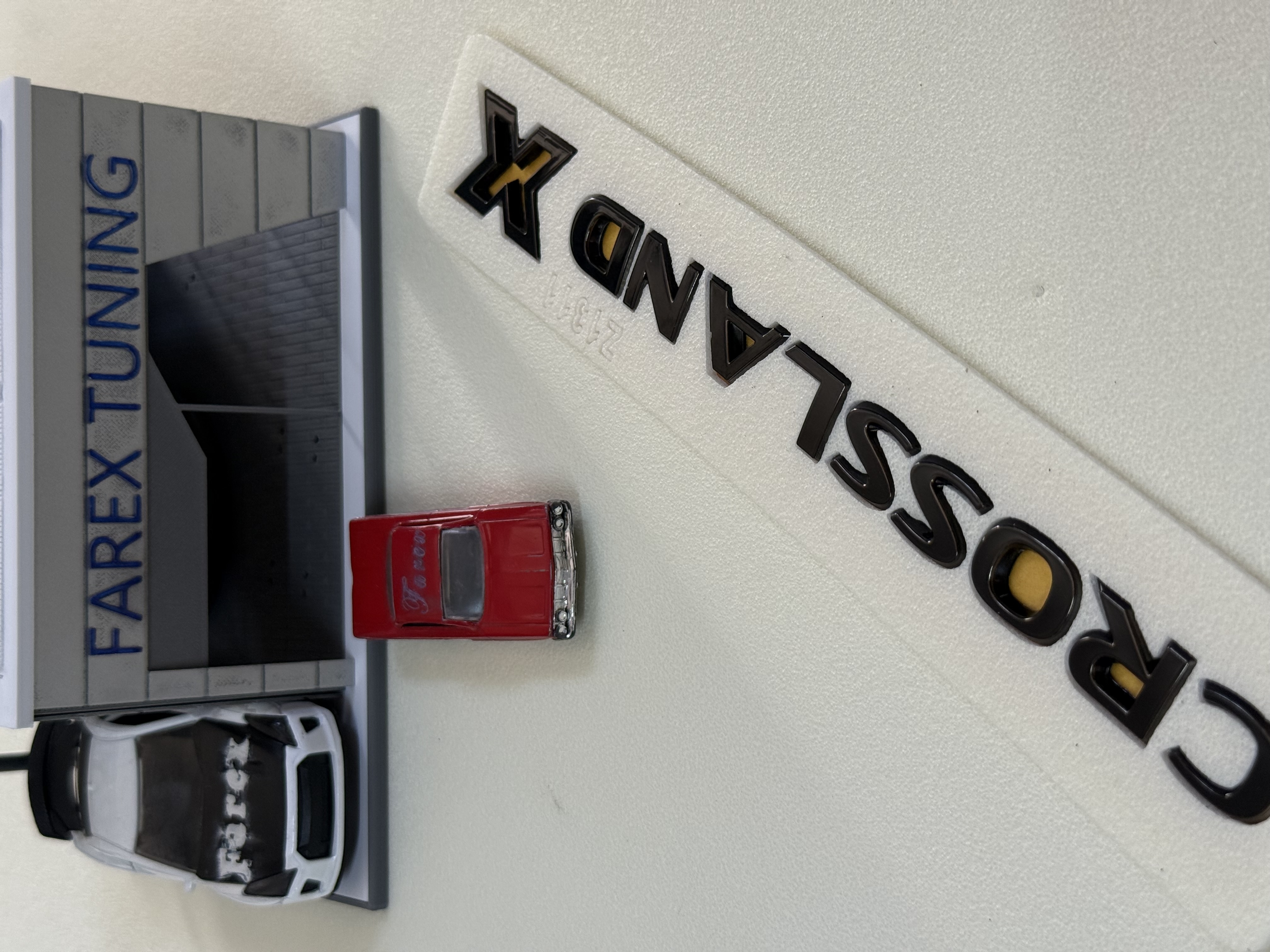 Opel Crossland X  Piano Black Bagaj Yazısı 3M 3D ABS