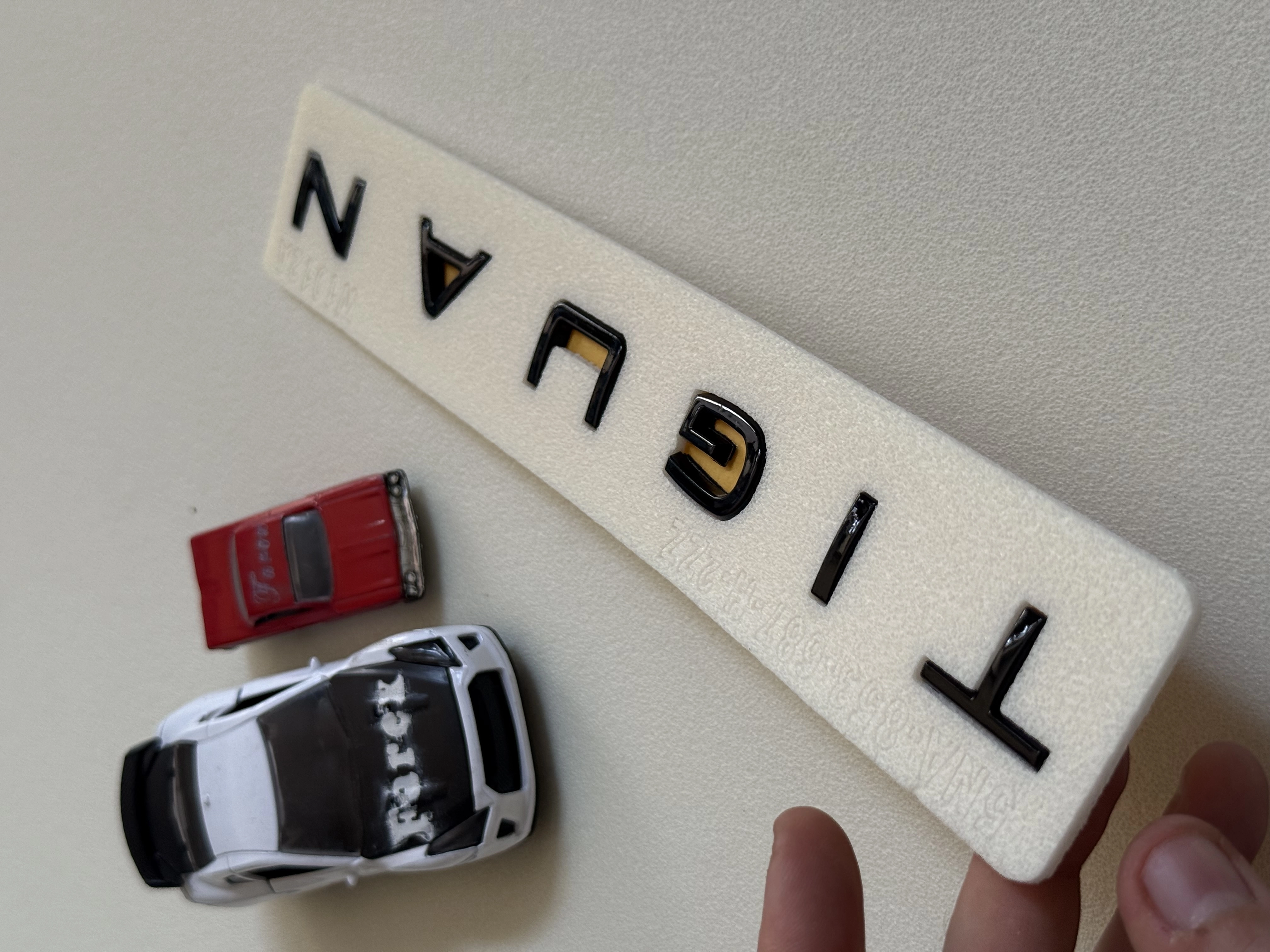 Tiguan Yeni Nesil Piano Black Bagaj Yazısı 3M 3D ABS Logo Arma