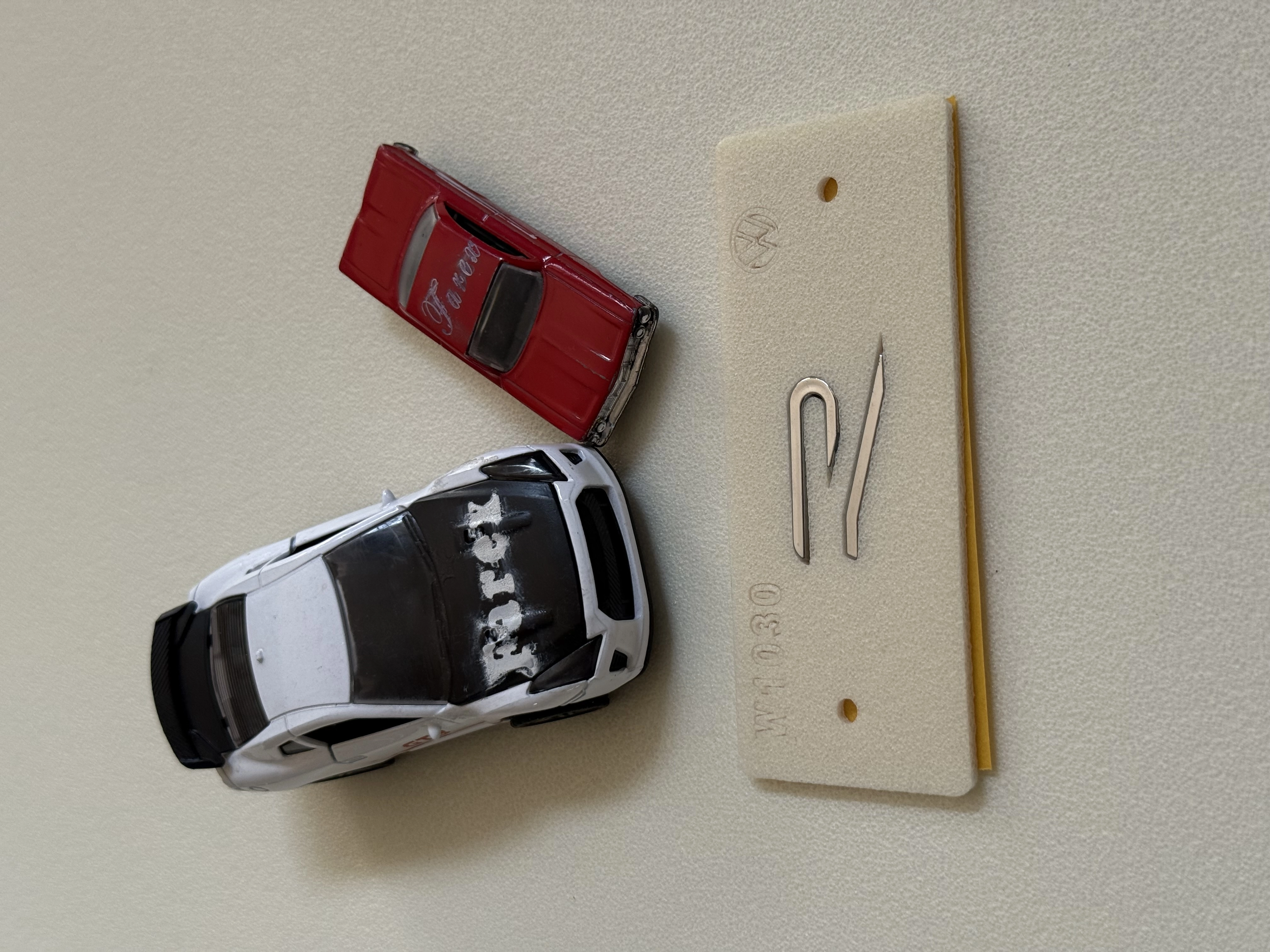 Volkswagen Yeni Nesil R Panjur Arması Krom Küçük Boy 4,5 cm 3M 3D ABS
