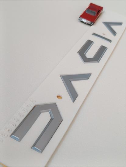 Dacia Yeni Nesil Bagaj Yazısı Gri 3M 3D ABS