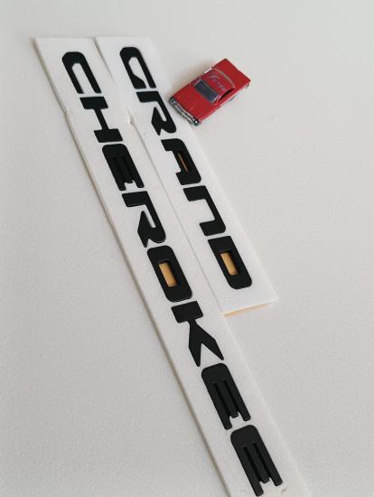 Grand Cherokee Piano Black Çamurluk Yazısı 3M 3D ABAS