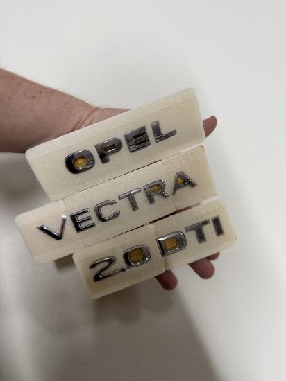Opel-Vectra ve 2.0 DTI Krom Bagaj Yazısı Seti 3’lü 3M 3D ABS Arma Logo